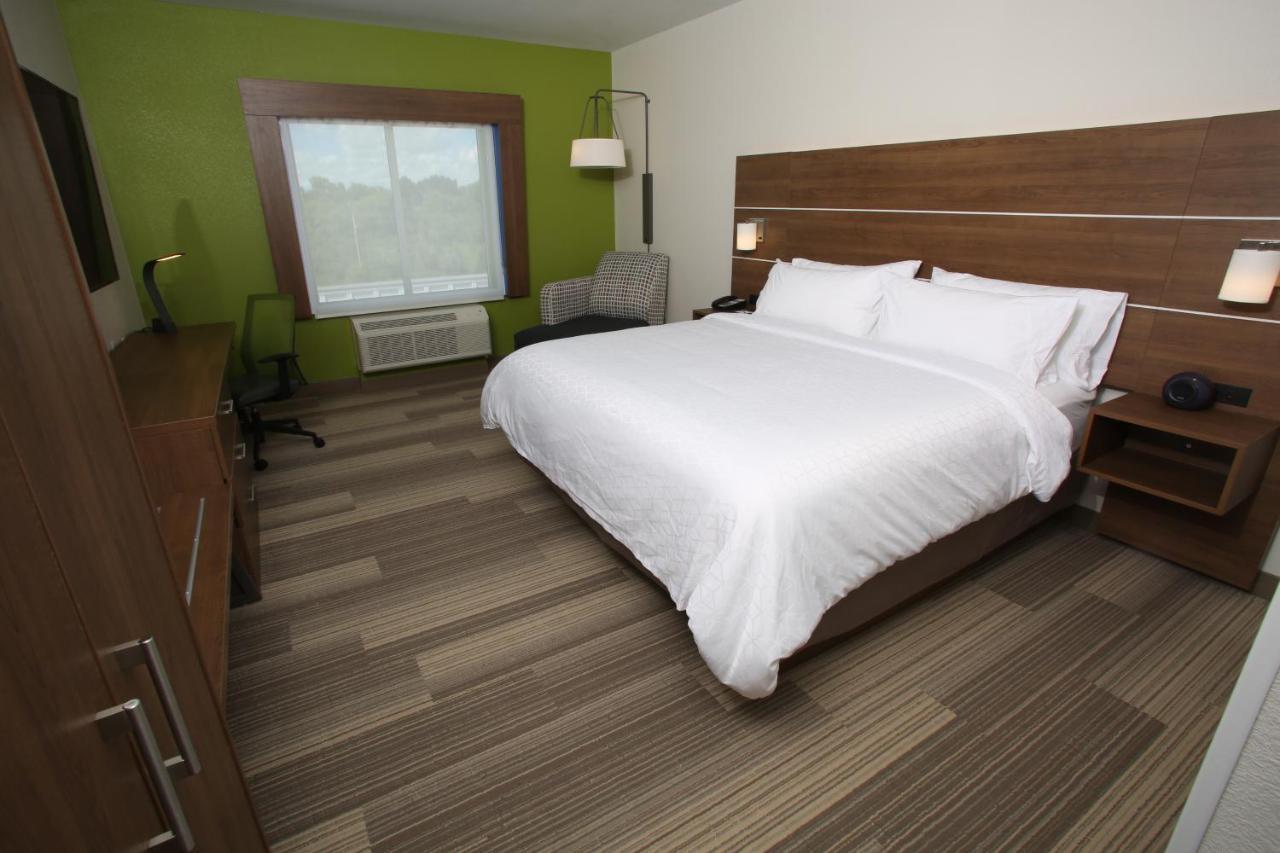 Holiday Inn Express - Mccook By Ihg Kültér fotó